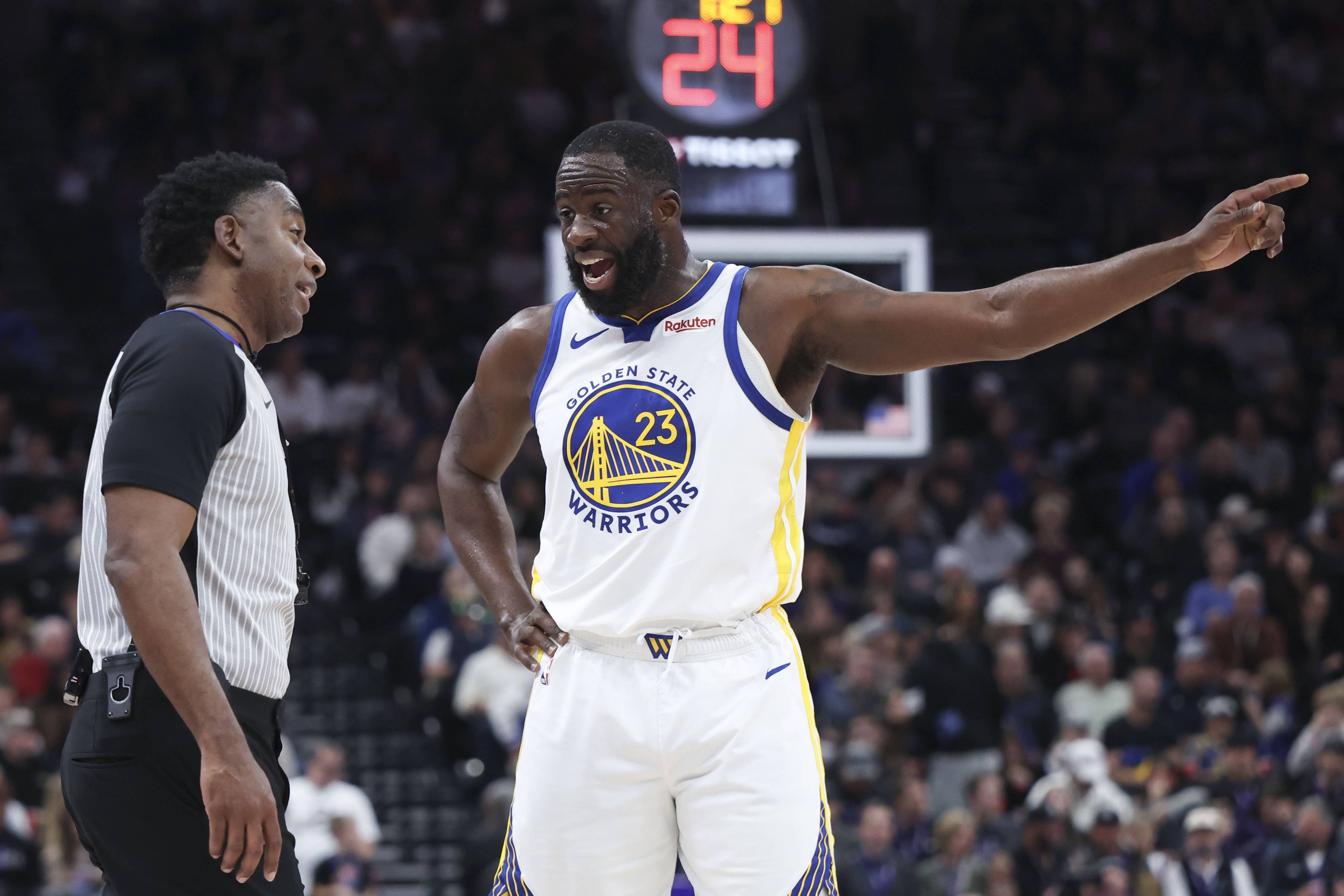 乐动官网包含丹佛掘金集结日外线爆发巴特勒在MAD比赛中连败，字母哥与70激战勇士分钟都惊呆了的词条